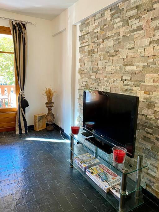Charmant Appartement Renove Au Coeur Du Village Saint-Martin-Vésubie Exterior foto